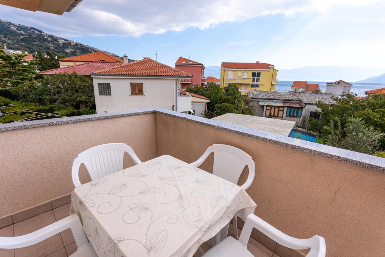 Apartments Crnekovic IV Baska  Exterior photo